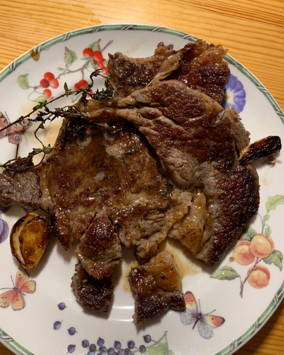 好吃到哭的煎牛排