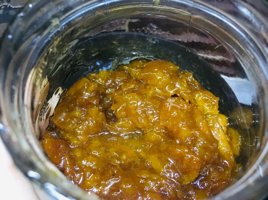 手工熬制“蜂蜜枇杷膏”，润肺止咳！！