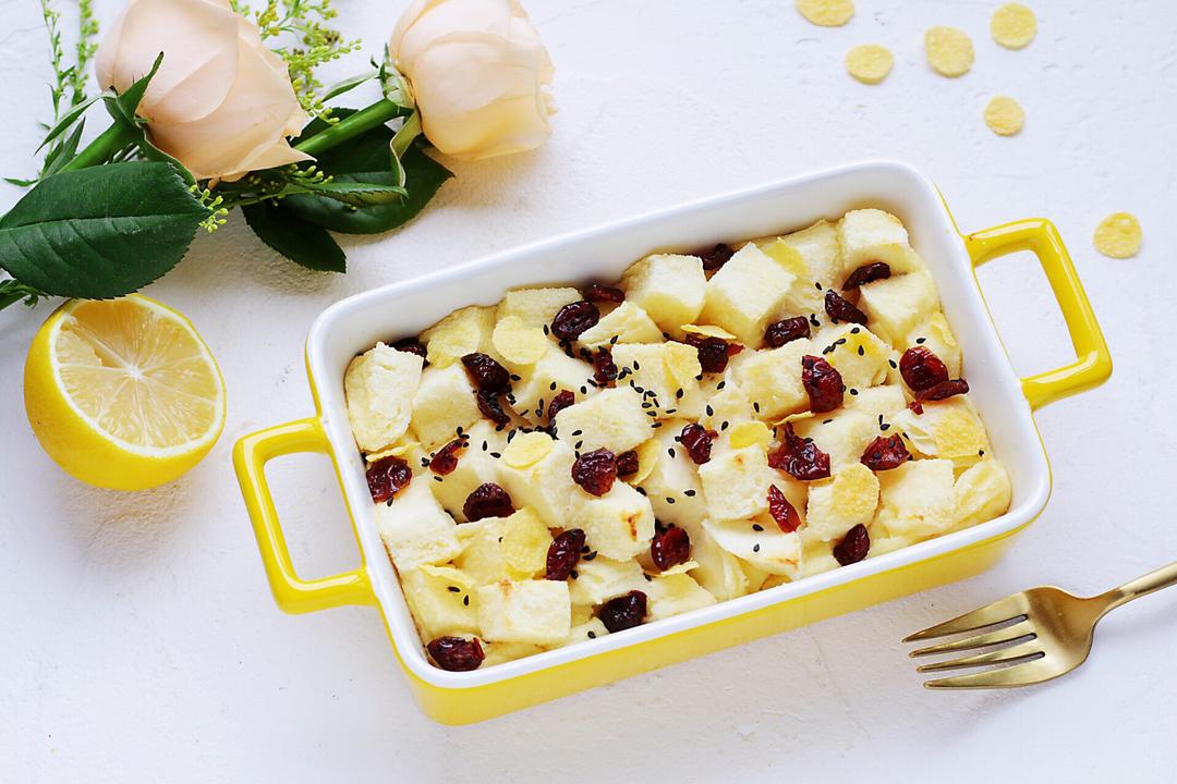 馒头蛋奶布丁的做法