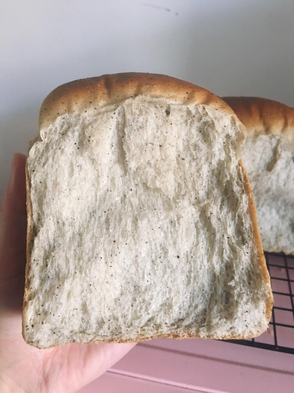 黑芝麻奶酪吐司