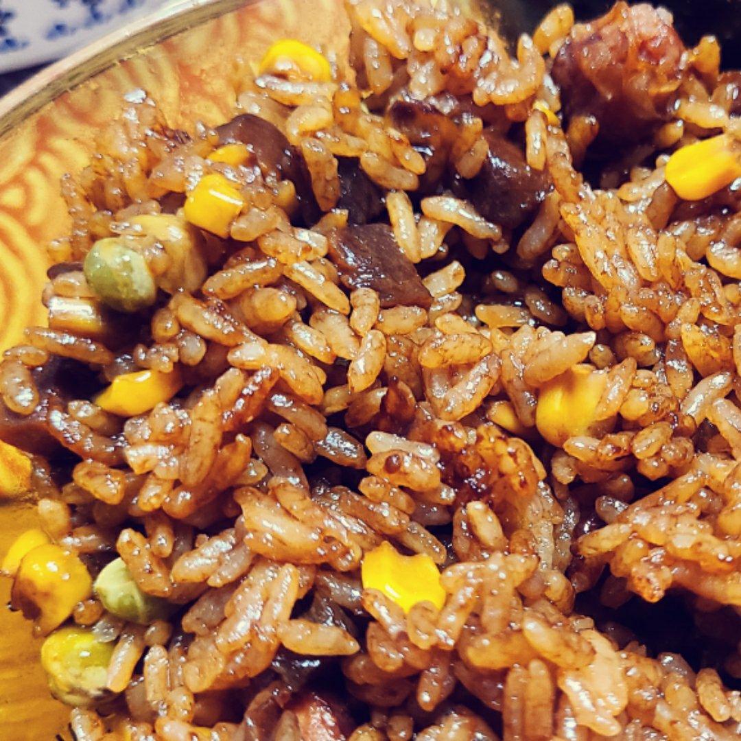 懒人必备～电饭煲腊肠焖饭