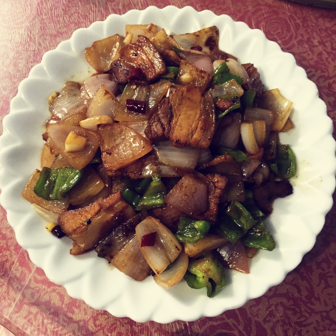 洋葱炒肉
