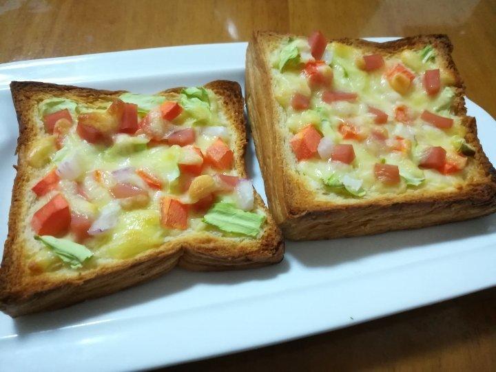 吐司培根小批萨