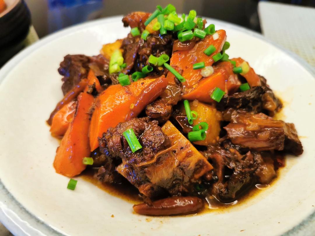 香辣牛排骨的做法