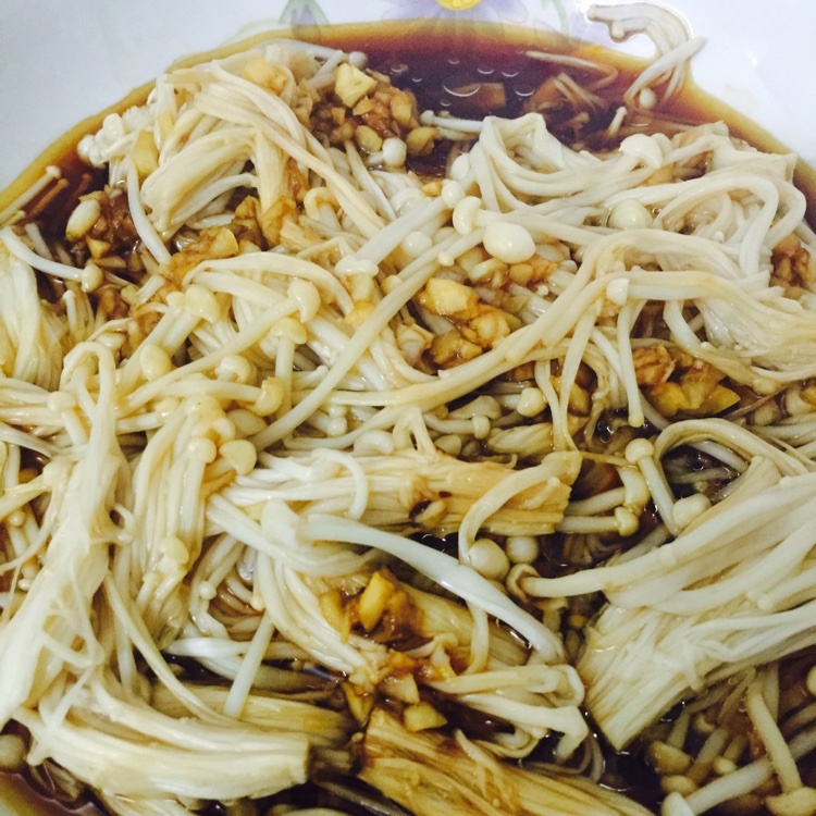 蒜蓉蒸金针菇