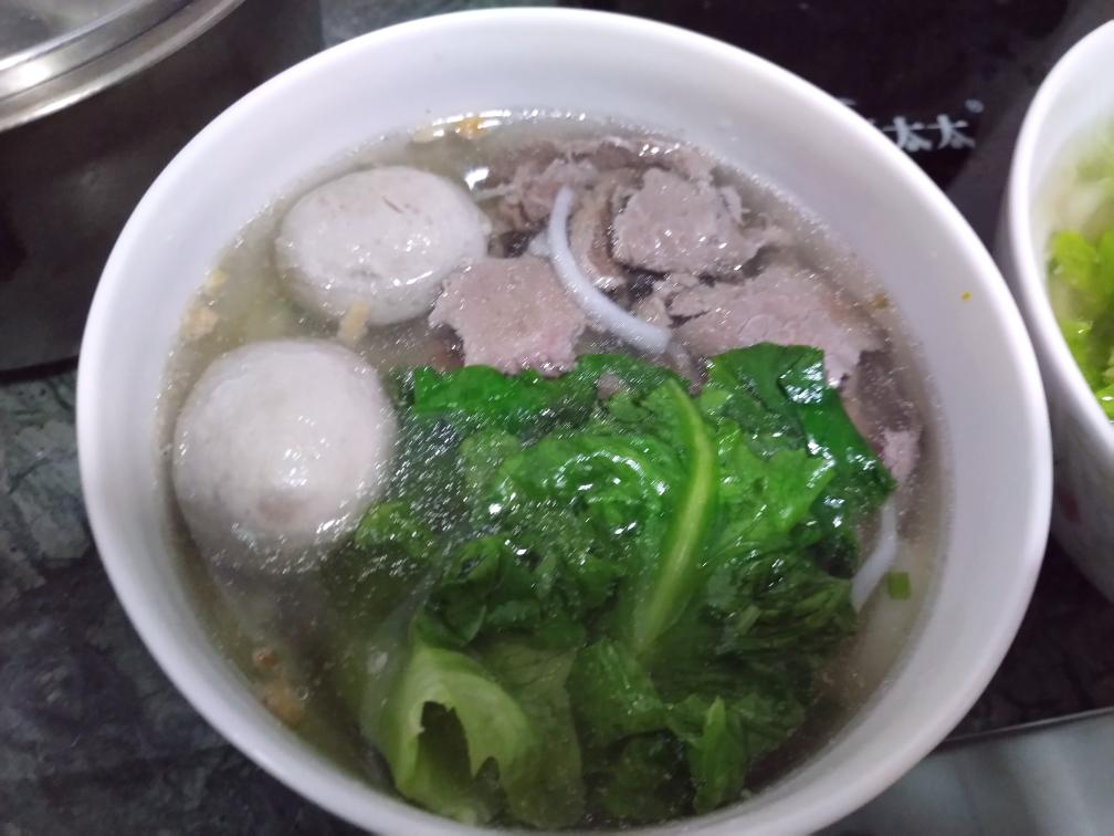 潮食-牛肉丸粿条汤