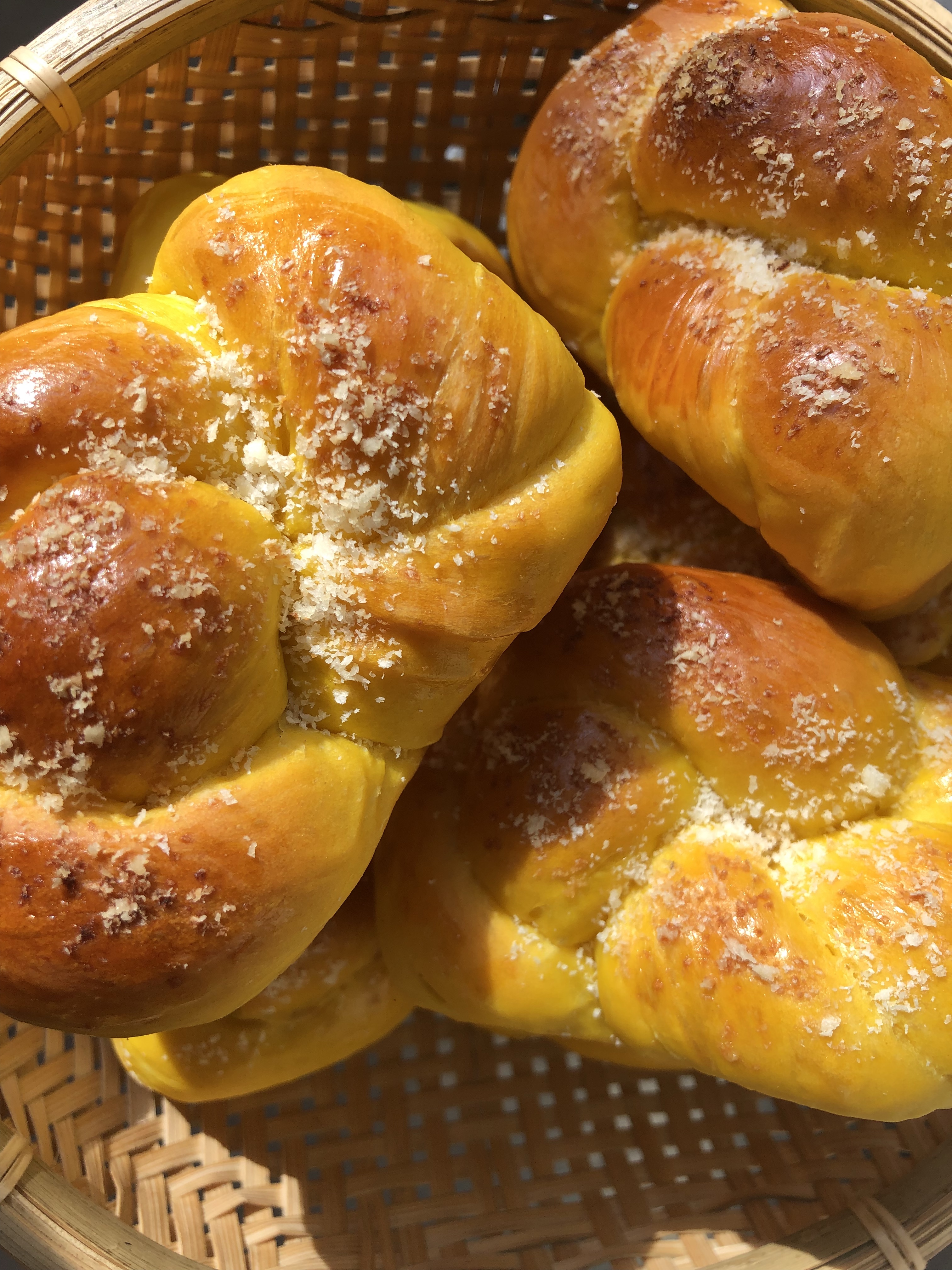 南瓜椰奶椰蓉面包的做法