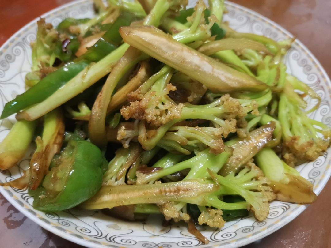 干煸菜花最爱吃的一道菜