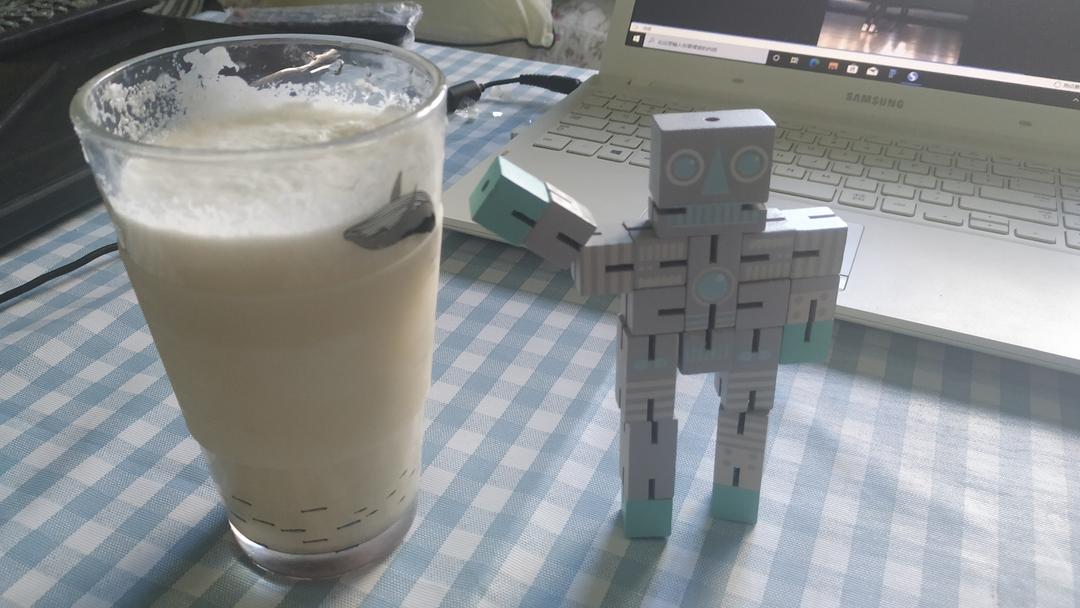 超省料的苹果牛奶奶昔的做法