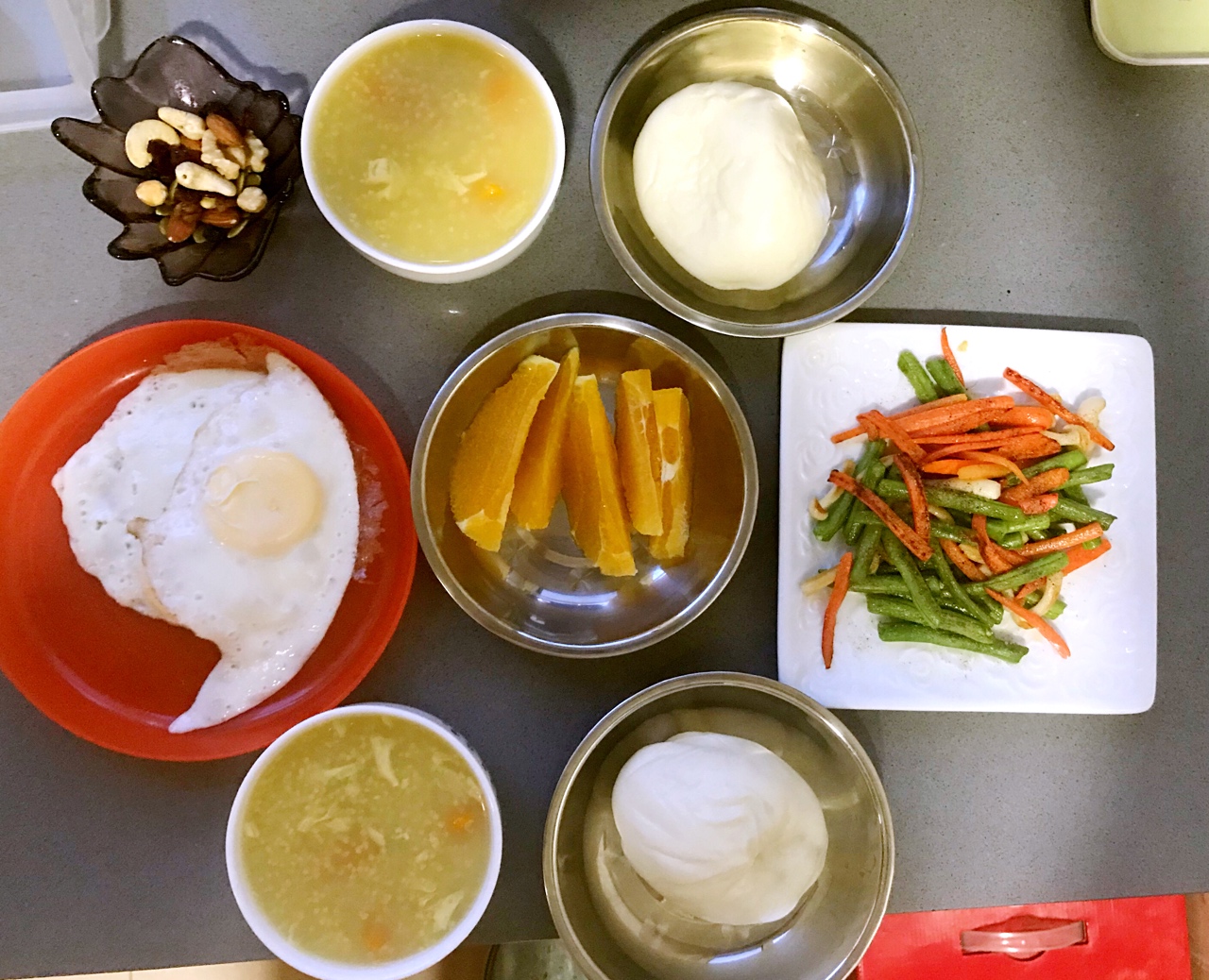 DAY 16 法式吐司 + 椒盐蔬菜 + 香蕉牛奶