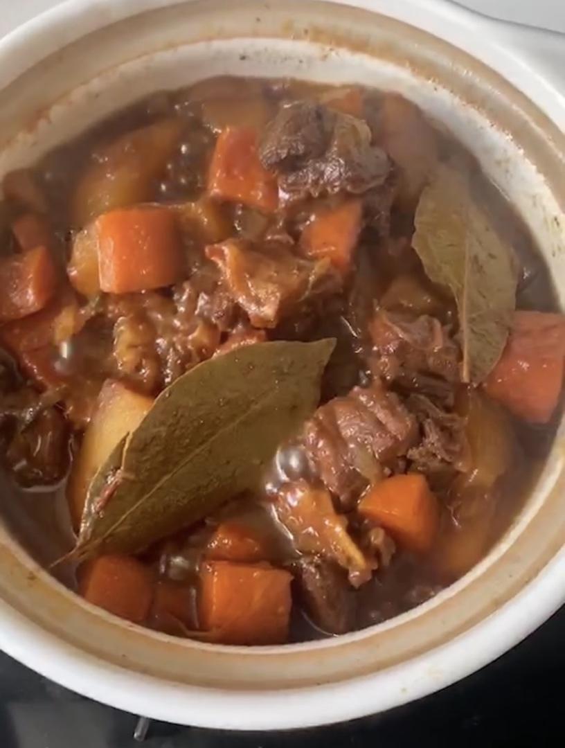 番茄土豆炖牛腩