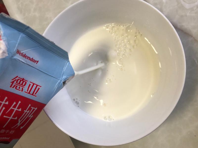 纯奶手撕吐司的做法 步骤1