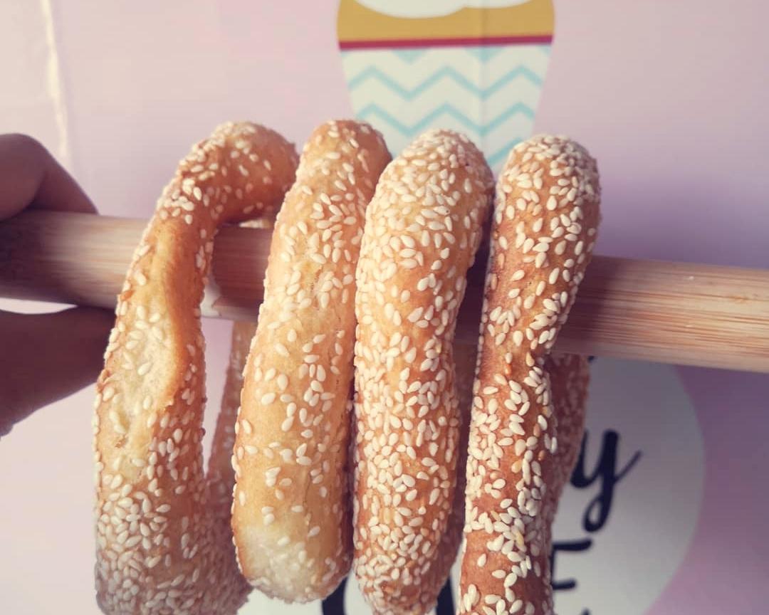 烤芝麻面包圈-希腊街头小吃的做法