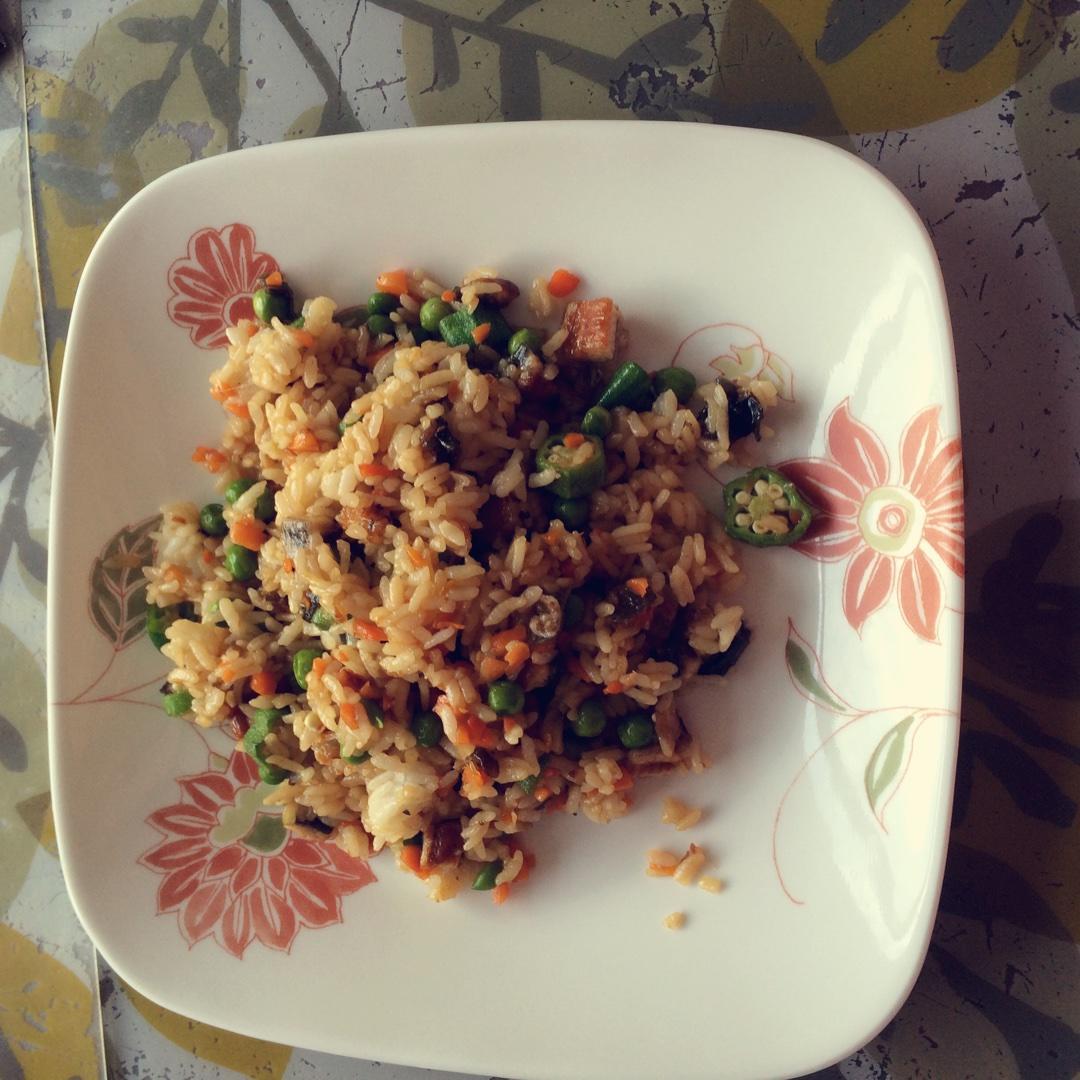 黯然销魂鳗鱼炒饭的做法