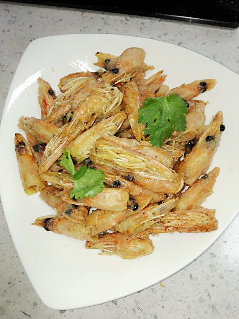 香酥虾头的做法
