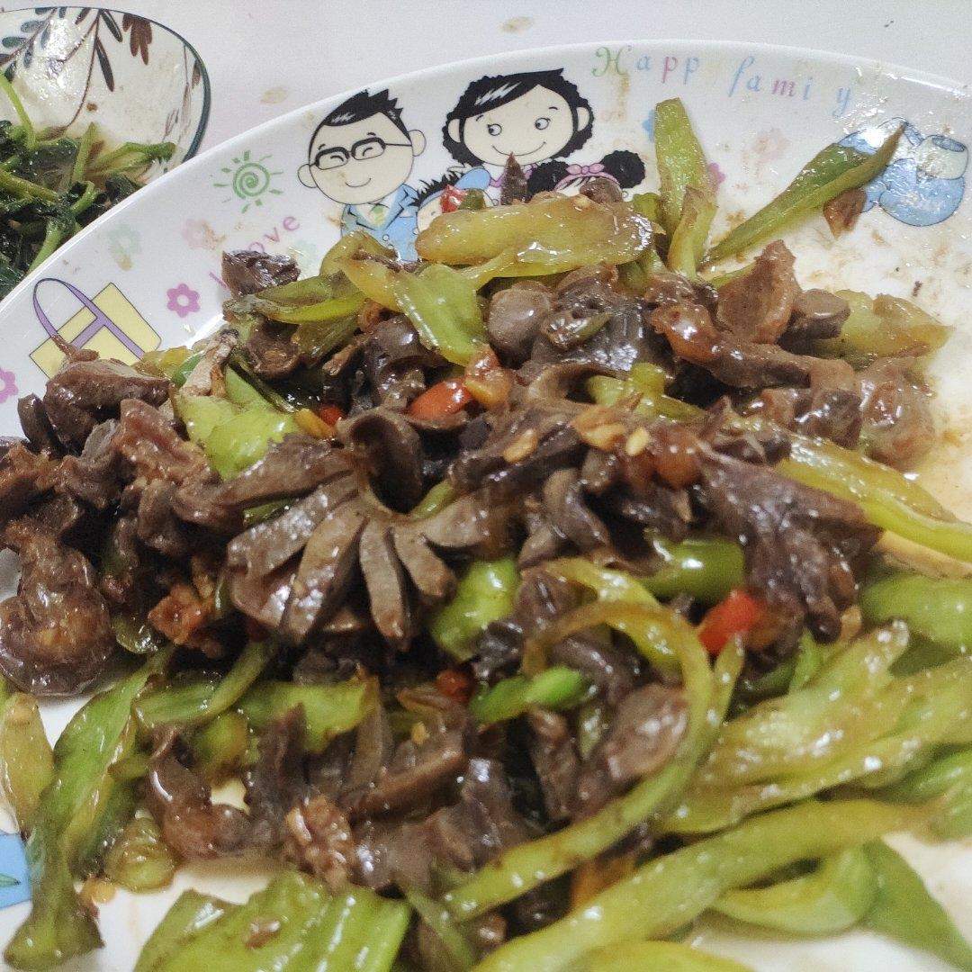 巨好吃的青椒炒鸡胗