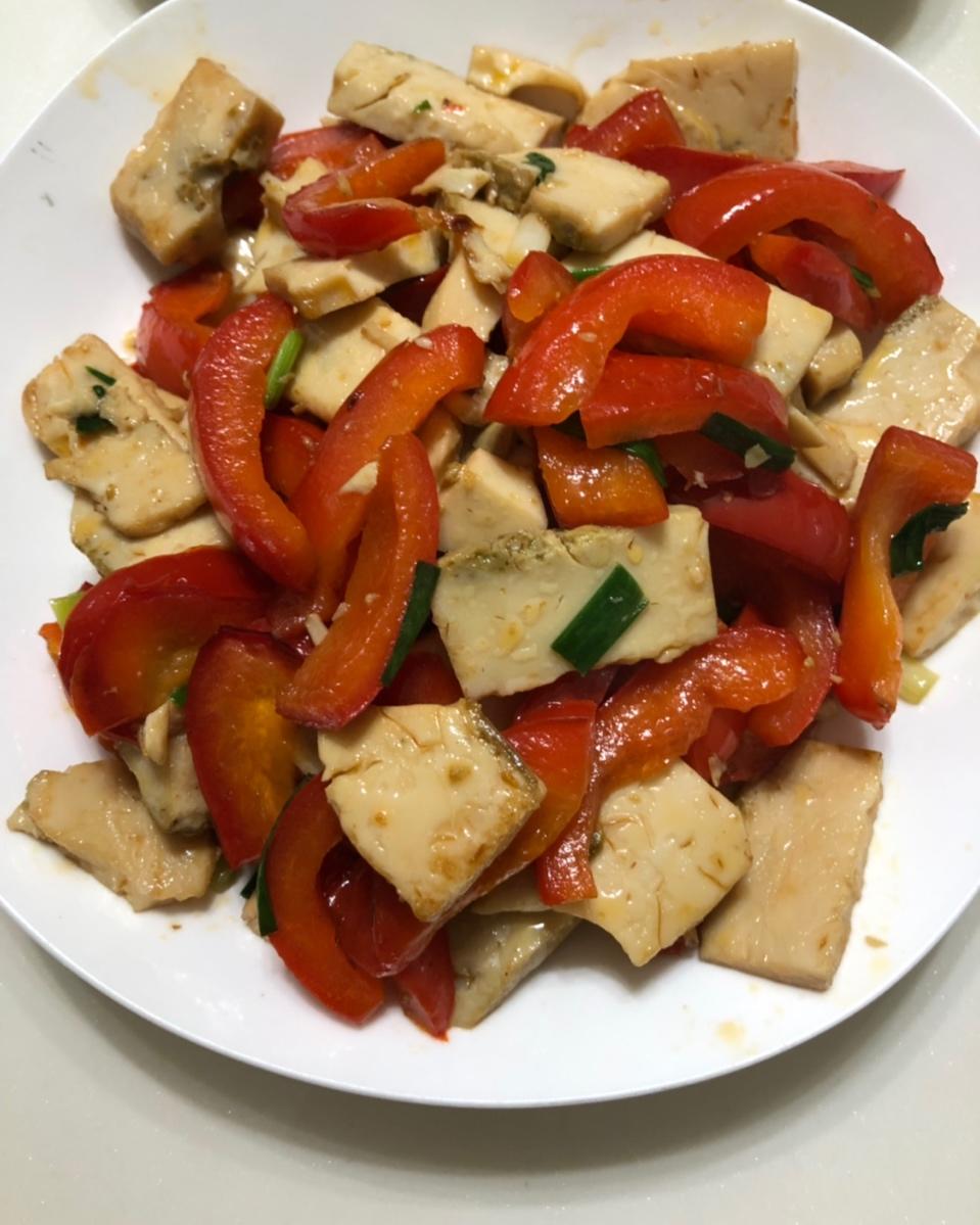 青椒炒鸡蛋干