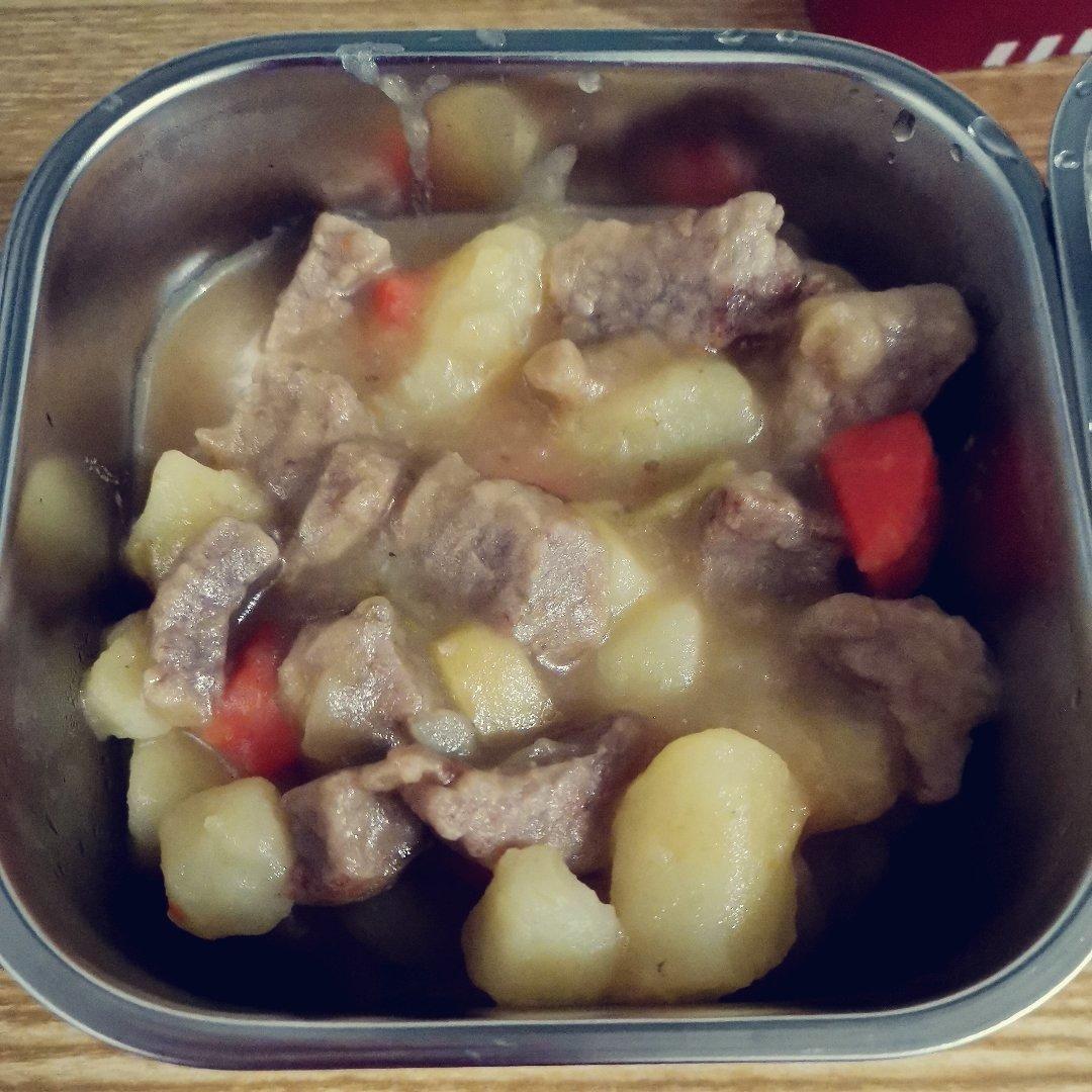 土豆炖牛肉