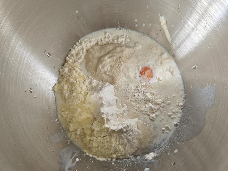 纯奶手撕吐司的做法 步骤1