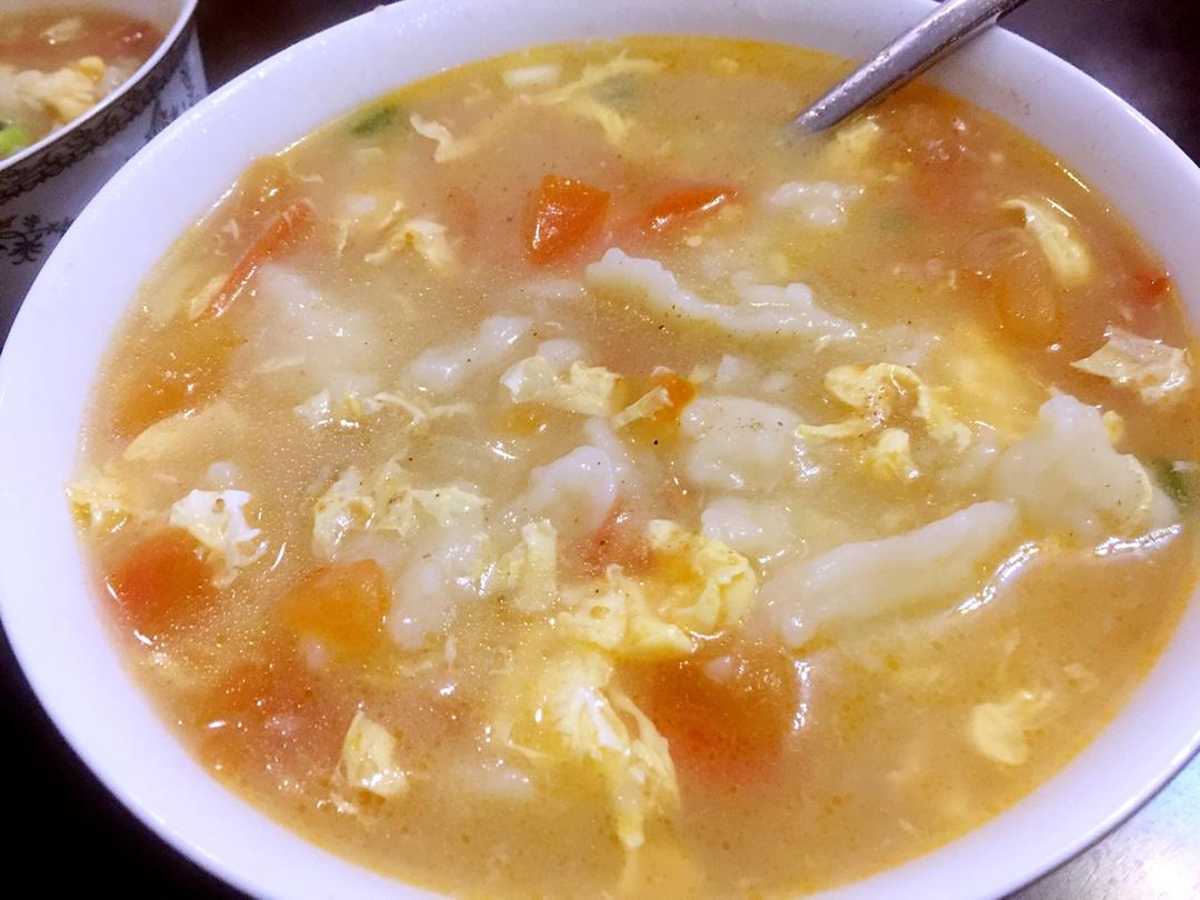 西红柿鸡蛋疙瘩汤