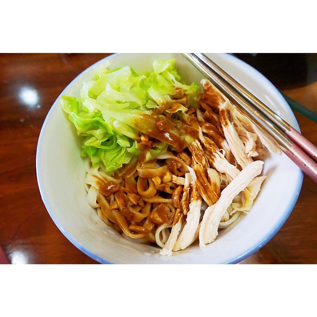 鸡丝凉面