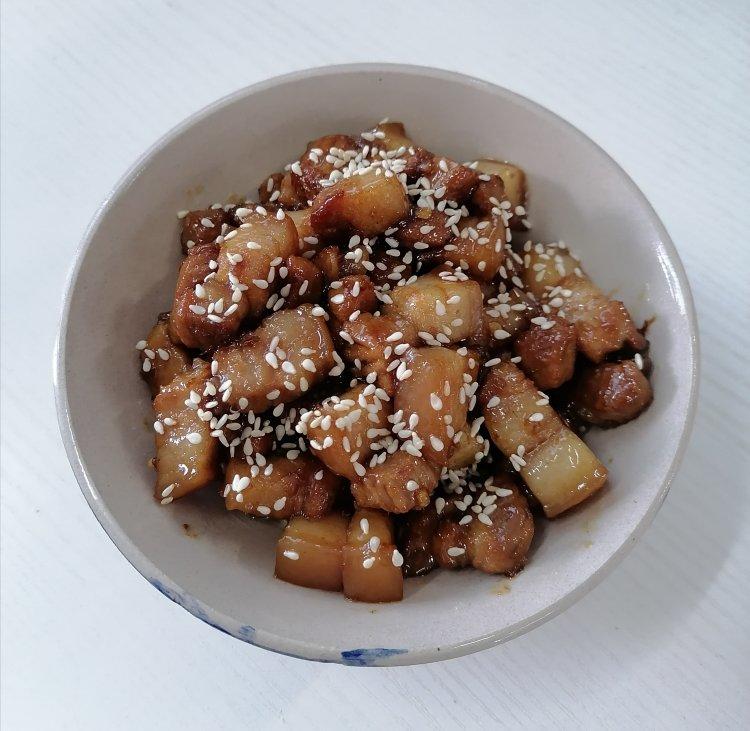 不焯水不放油的家常红烧肉
