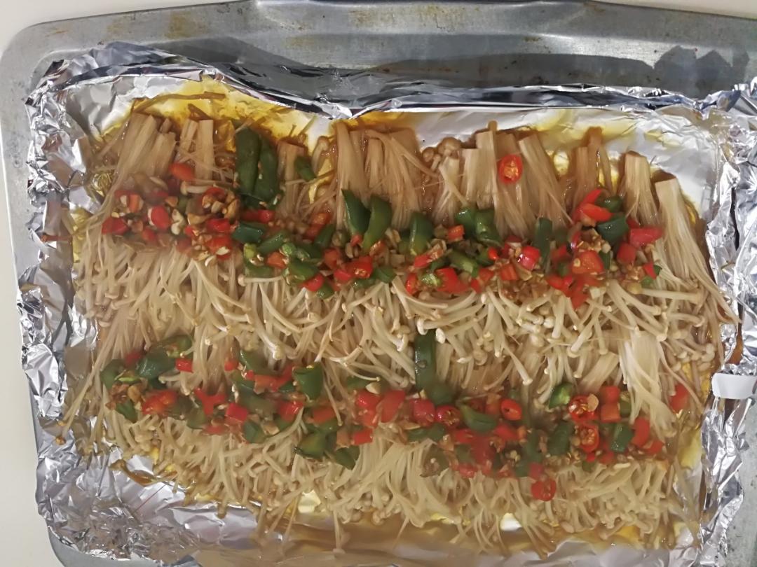 蒜蓉烤金针菇（烤箱版）