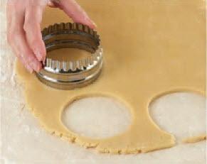 黄油饼干的做法 步骤7