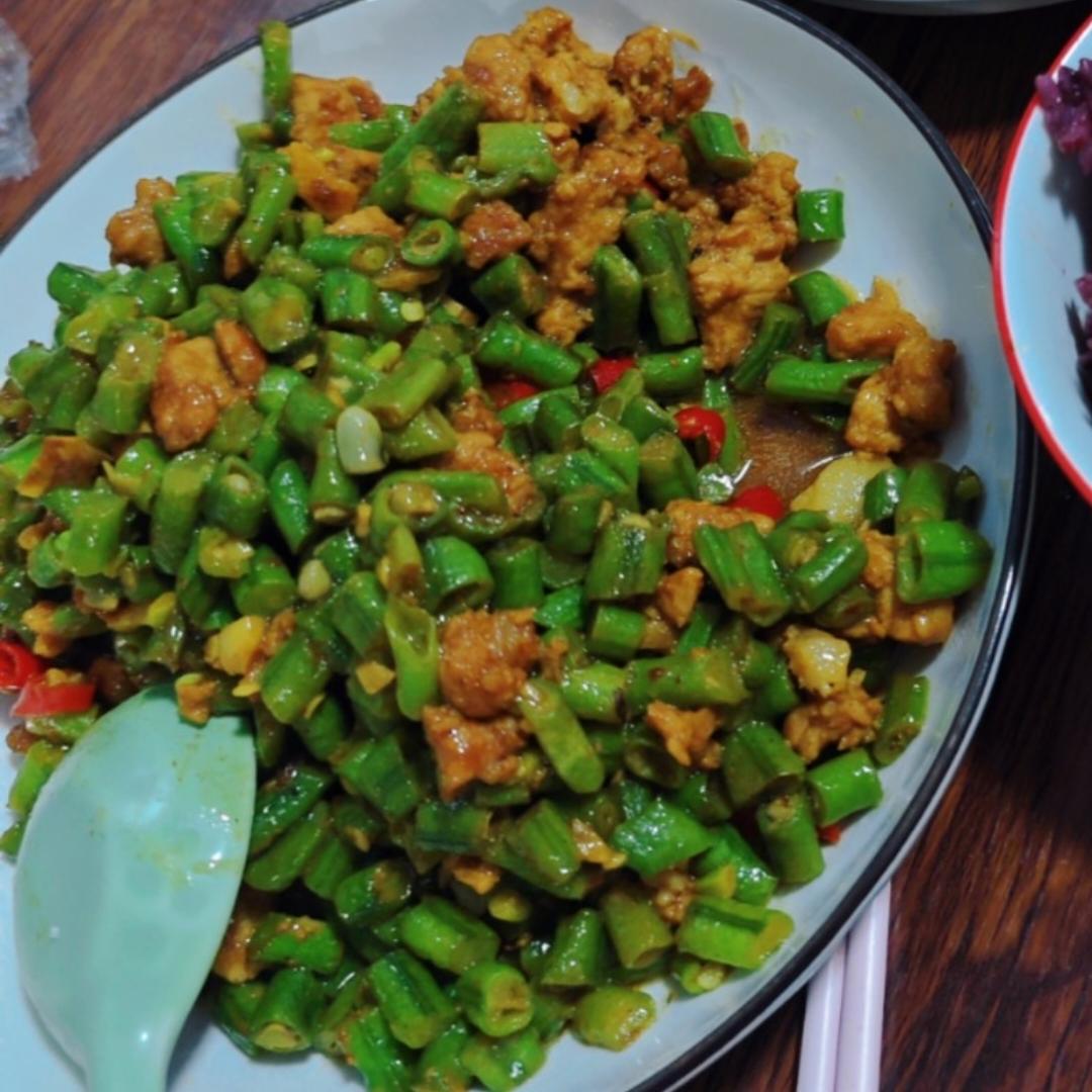 肉沫豆角下饭菜