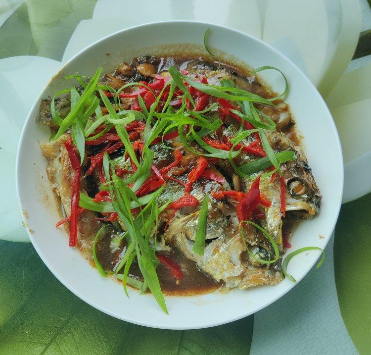 红烧鱼/糖醋鱼(黄鳝，带鱼，墨鱼，扁鱼，鲳鱼)（品味江南），糖醋带鱼（一日三餐），红烧划水(红烧鱼尾)，整条鱼怎么放，馋嘴鱼开店配方，醉鱼，大盘鱼