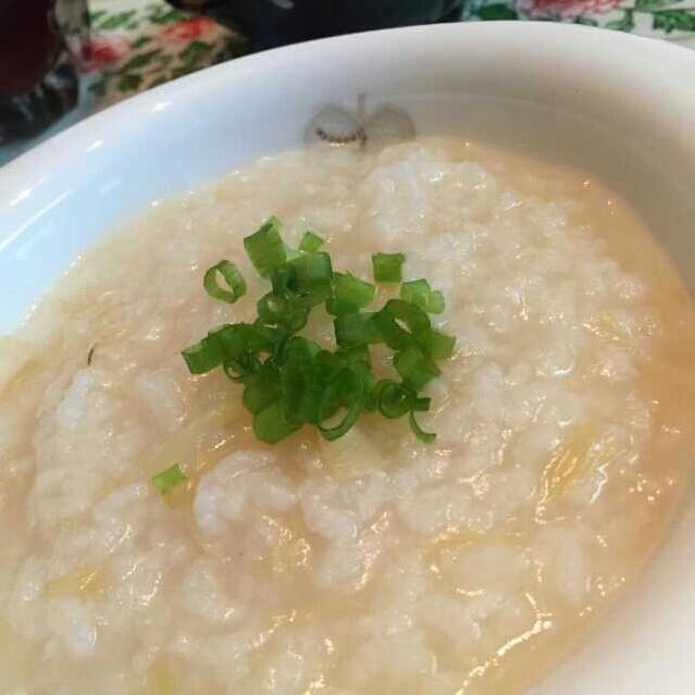 干贝生滚白粥的做法