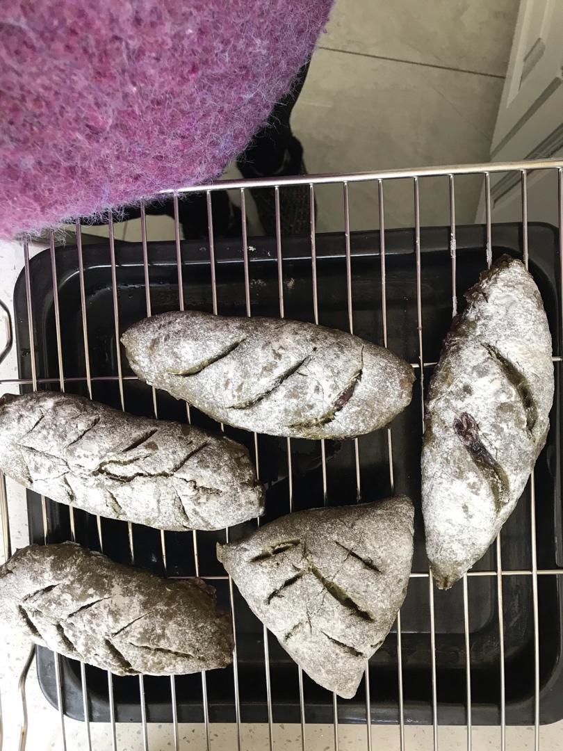 抹茶紫米酒酿麻薯软欧