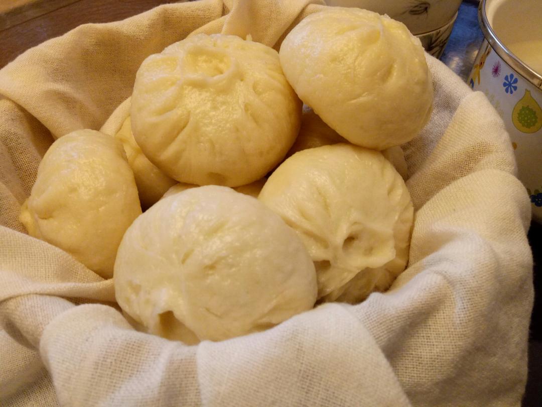 包包子的手法（鲜虾猪肉包）
