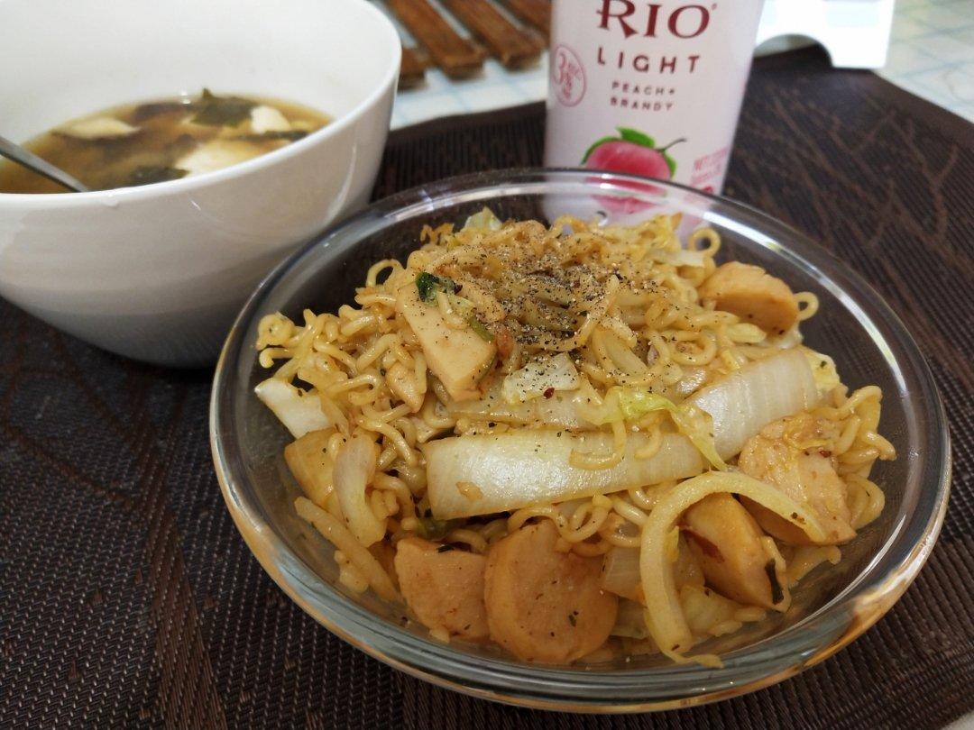 炒方便面 巨好吃哟～