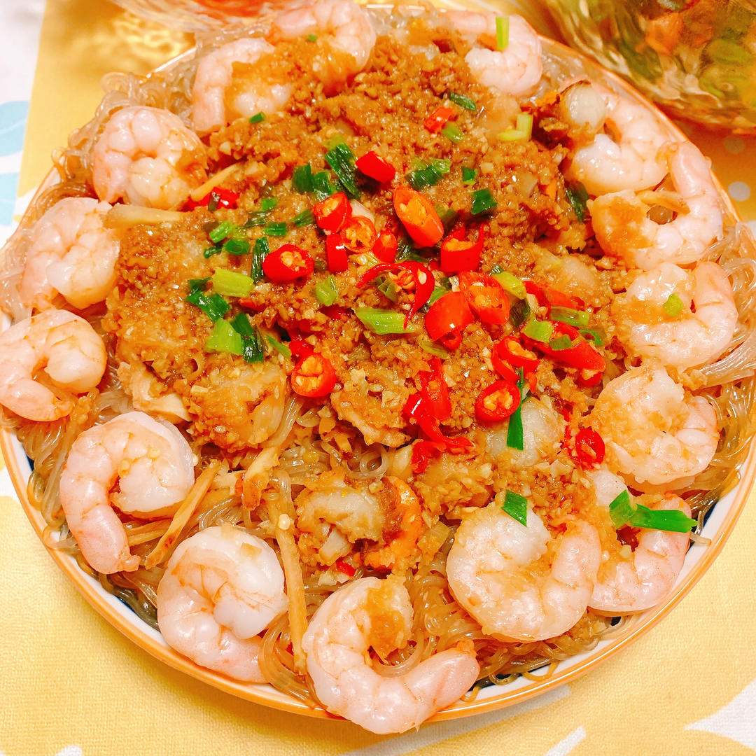 零失败的蒜蓉粉丝蒸扇贝