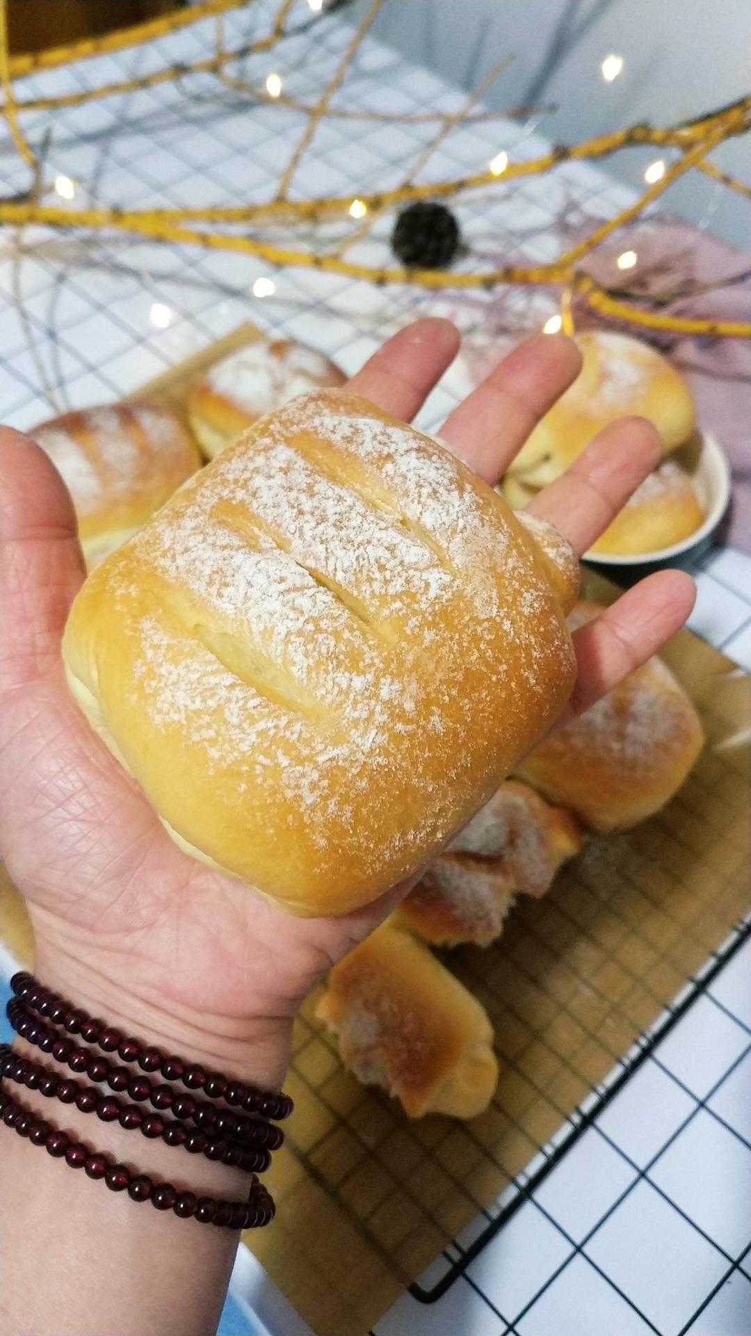 软到不知所措的牛奶卷