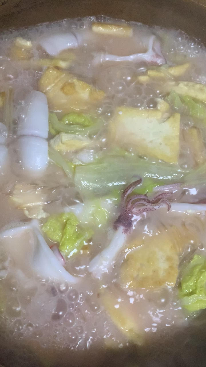 爆好吃的笔管炖豆腐