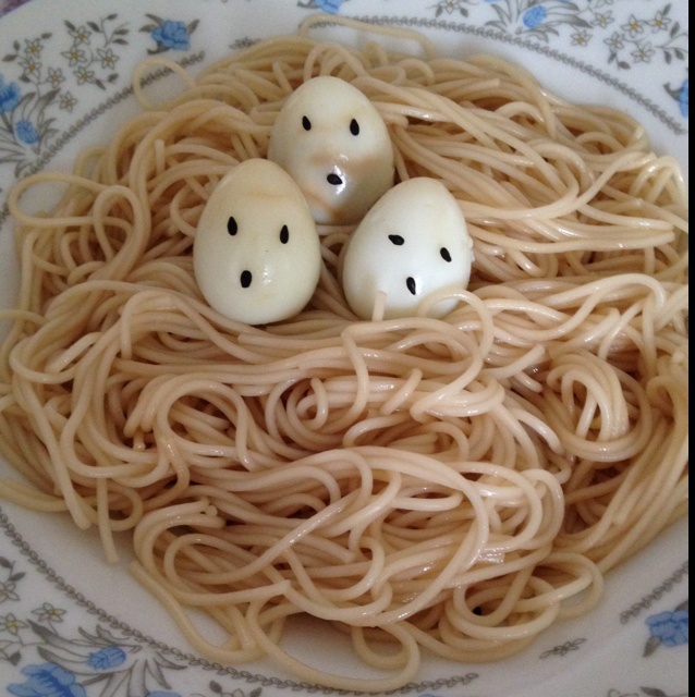 饥饿的小鸟面条