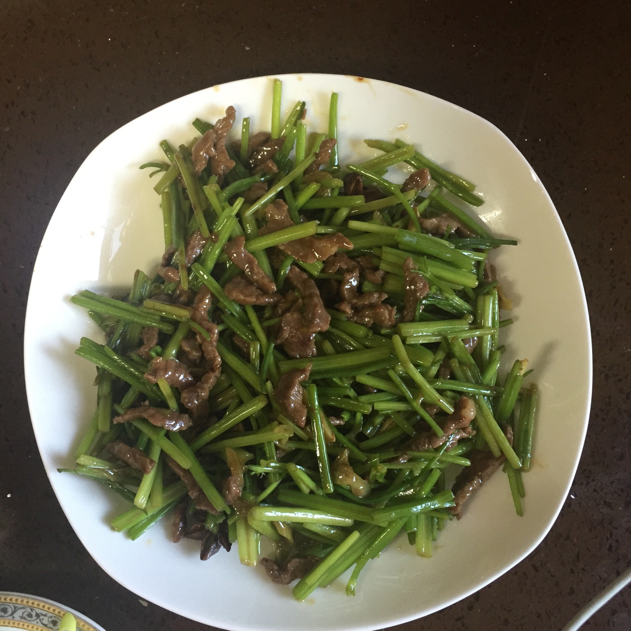 芹菜炒肉丝-新手下厨 Fried Pork with Celery