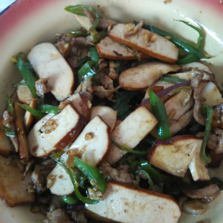 青椒香干肉丝