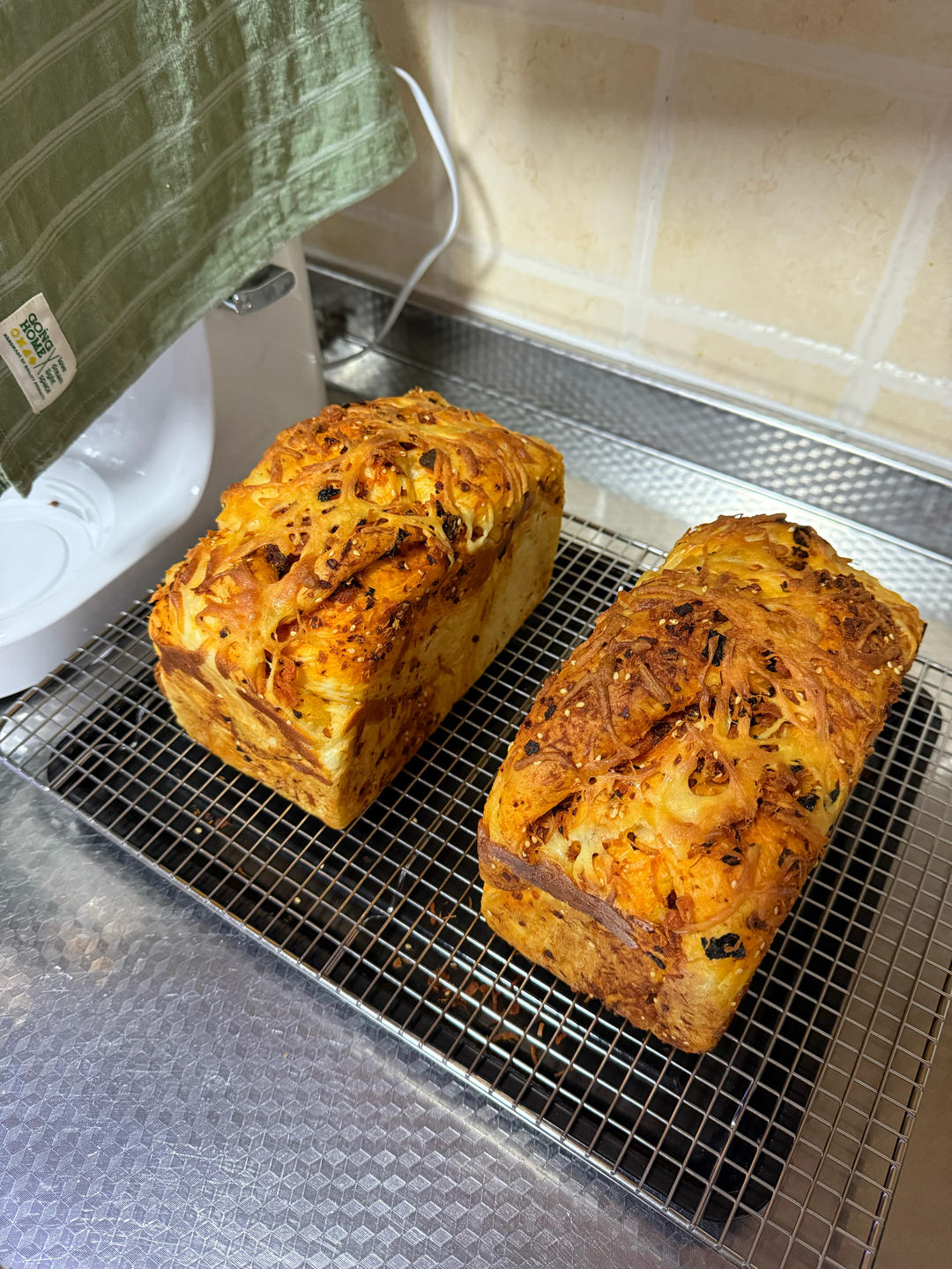 咸盐黑芝麻吐司