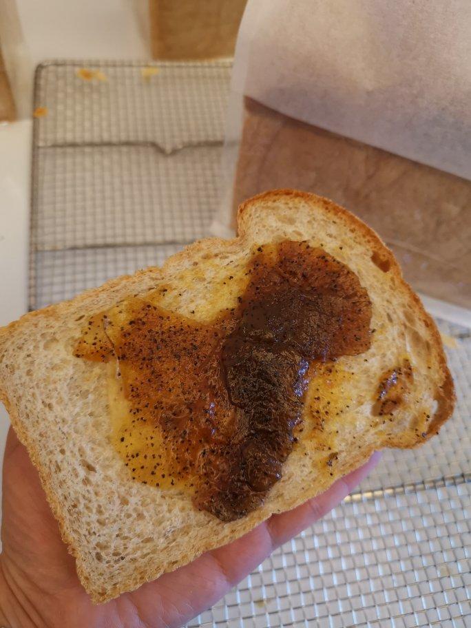 全麦吐司（50%全麦含量）低卡，低热量