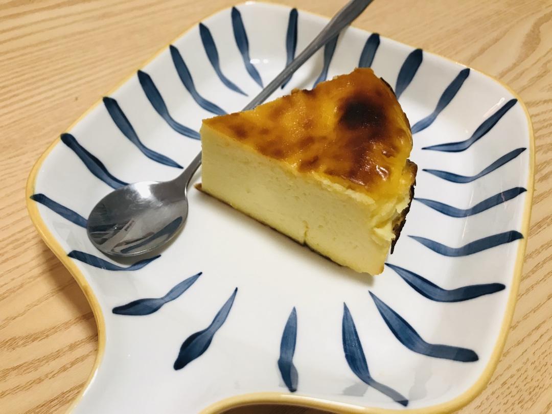 小山进公开食谱-使用大量牛奶，无淡奶油的巴斯克乳酪蛋糕