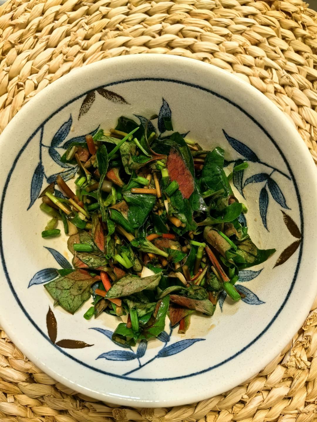 拌鱼腥草