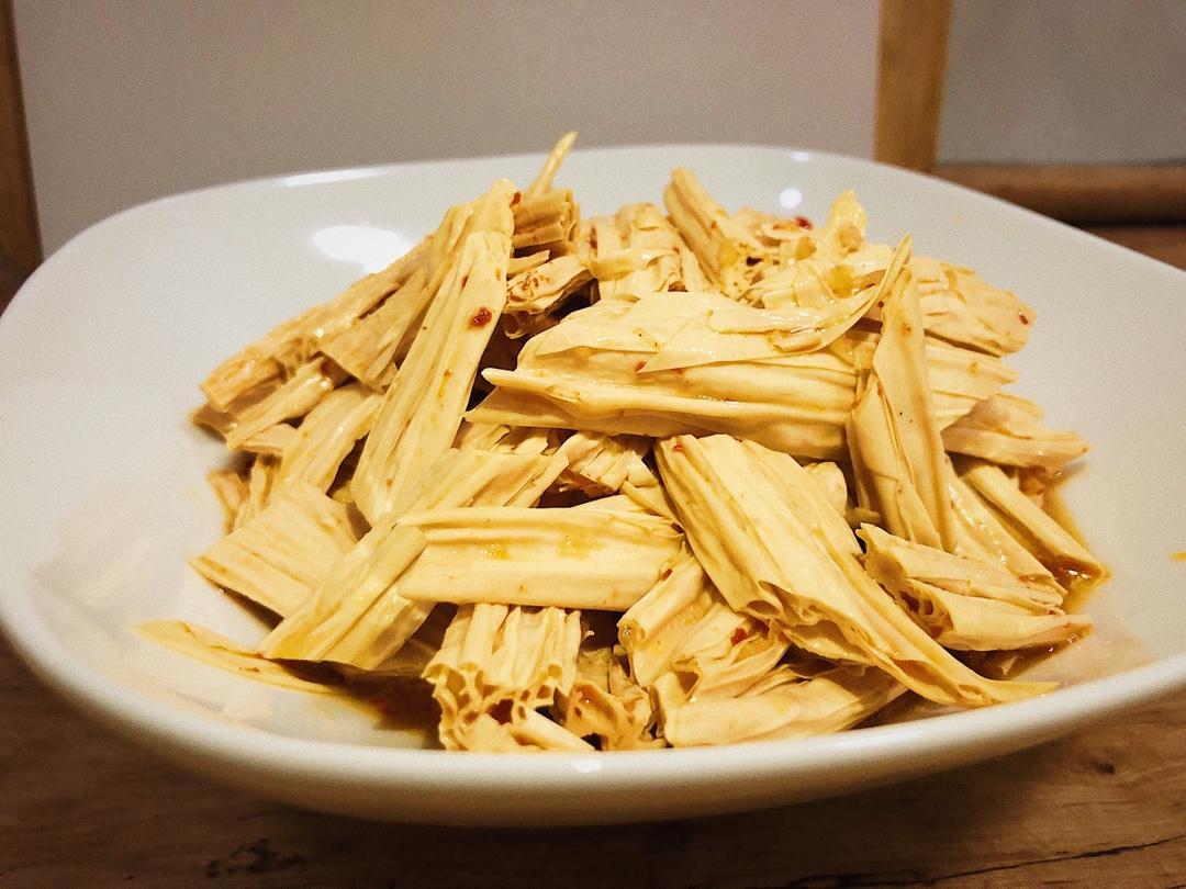 凉拌酸辣腐竹