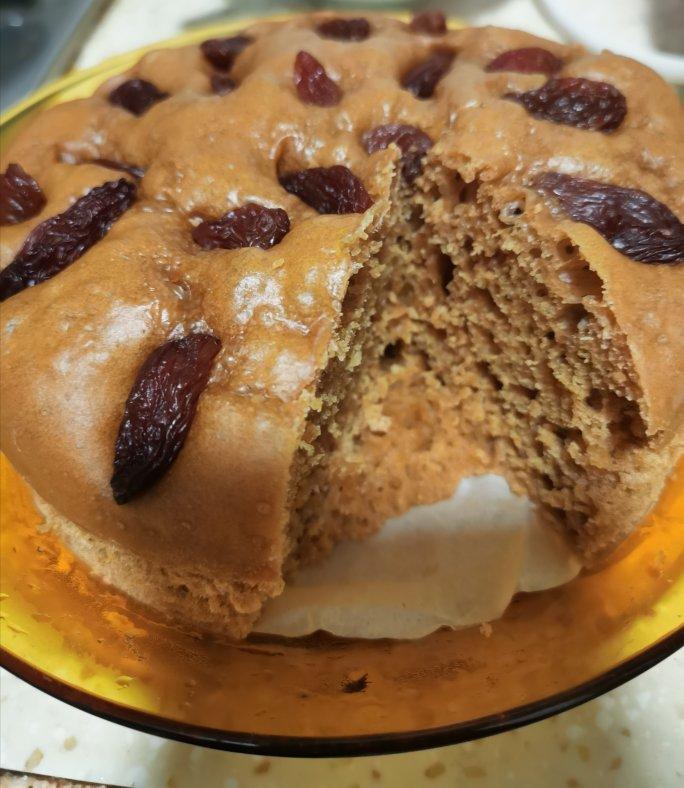 Q弹柔软的红糖葡萄干发糕