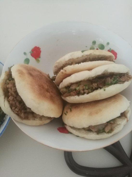 肉夹馍(白吉馍的制作)