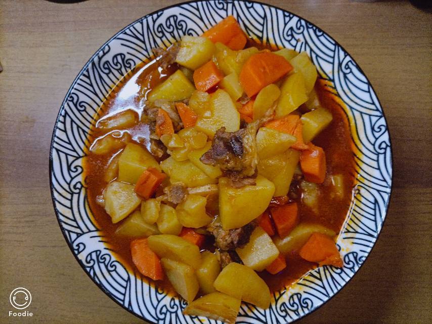 红烩牛肉饭=ハヤシライス(林氏蓋飯)