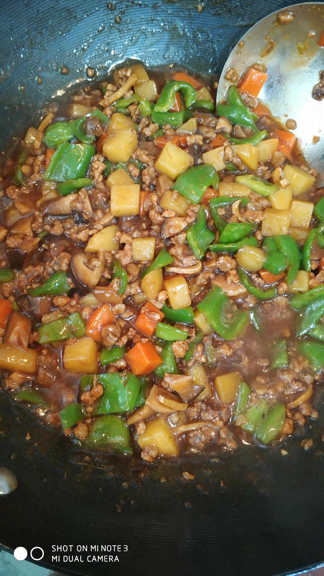 ㊙️香菇土豆肉沫拌饭❗️比外卖还好吃