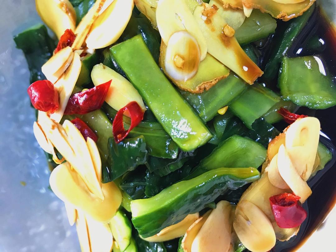 简单好吃腌黄瓜